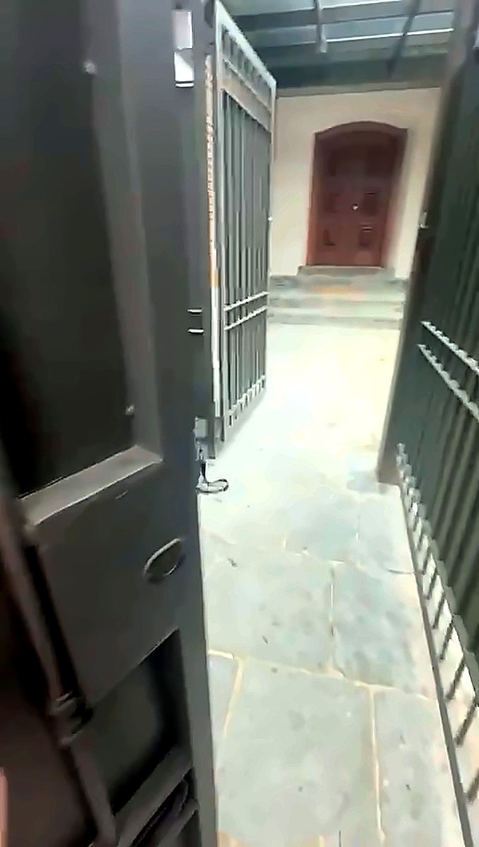 Portão liberado depois do reconhecimento facial